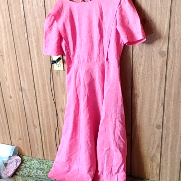 Dress - Picture 1 of 4